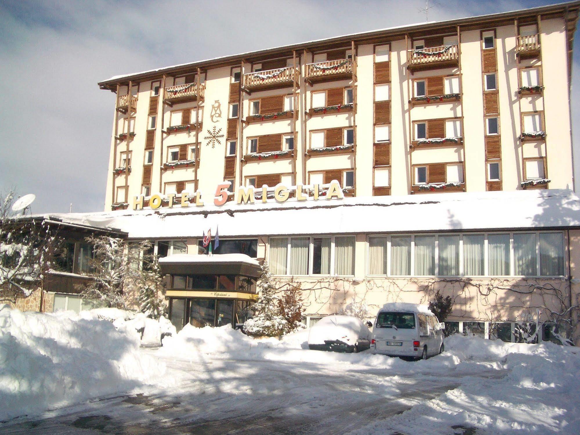 5Miglia Hotel & Spa 리비손돌리 외부 사진